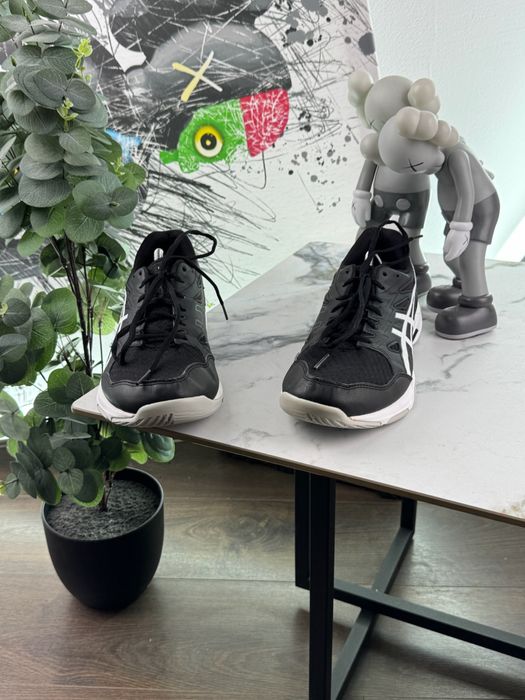 Кросівки Asics Gel Rocket 44.5 розмір Е14464