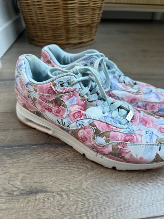Nike Air Max 1 Paris City Collection