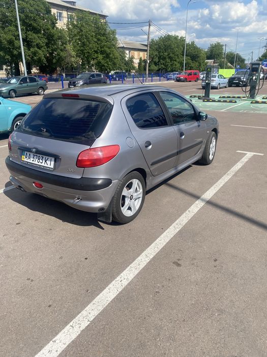 Продам пежо 206