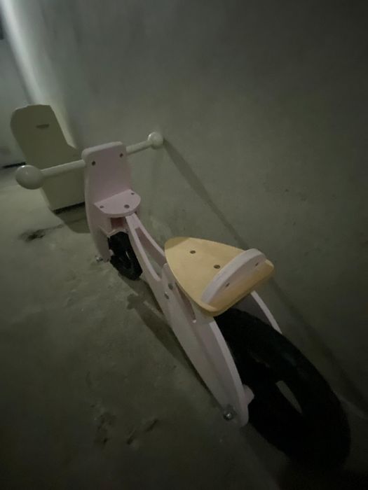 Bicicleta de aprendizagem de madeira