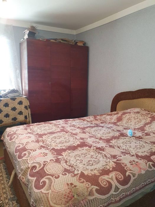 Продам будинок в смт Великодалинське