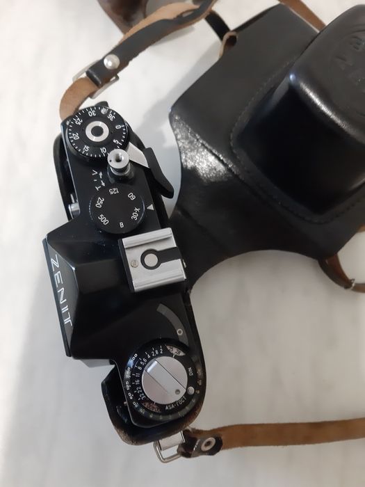 Продам фотоаппараты без оптики (цена за всё)