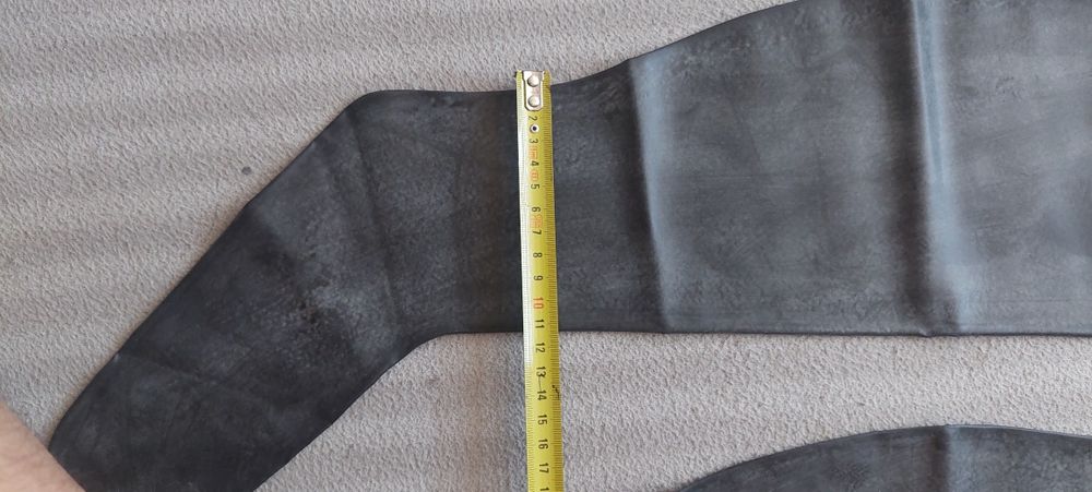 Czarne pończochy latex