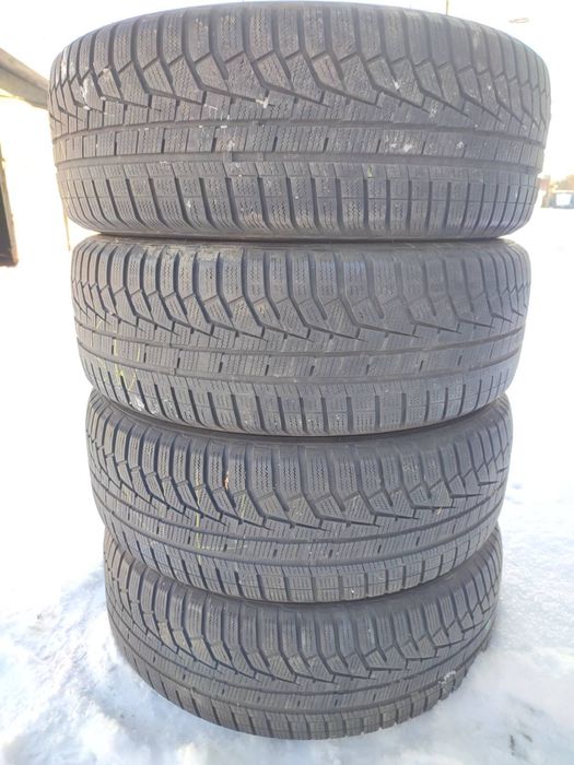 18 235/60 Hankook Winter Iceptevo2 шини зимові