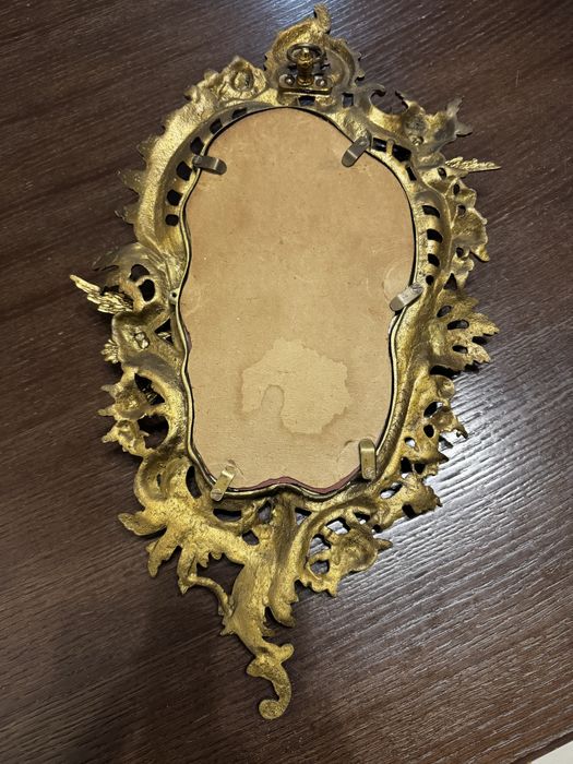 Зеркало в бронзе старинное
