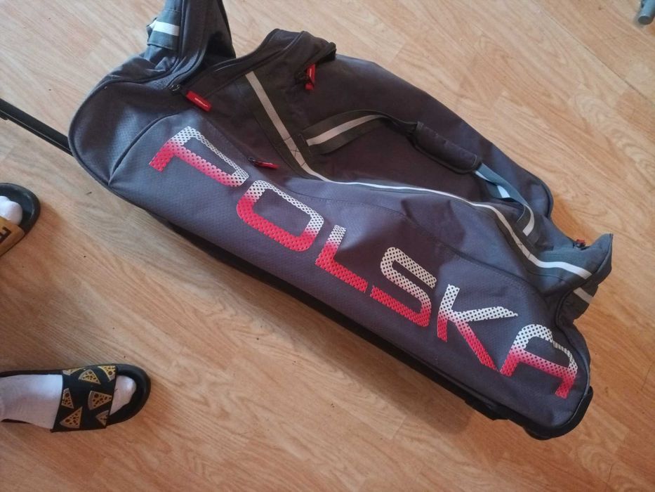 Walizka sportowa 4f POLSKA na kolkach kalczukowych duża 80/40/40 jak n