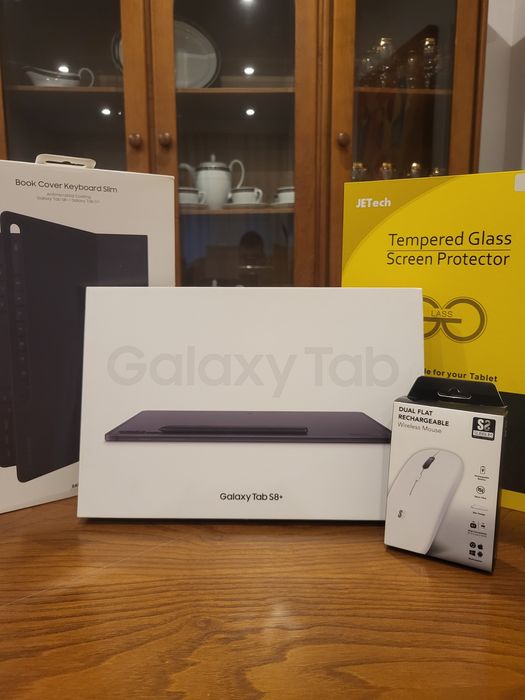 Samsung Tab S8+ Plus  c/teclado, capa, rato e película de vidro