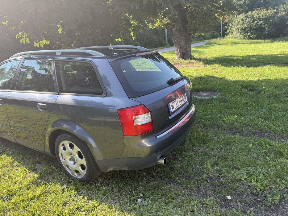 Audi a4 b6 1.6 benzyna