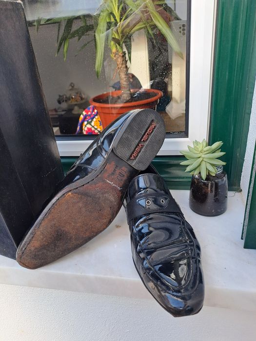 Sapatos de verniz preto 40 Miguel Vieira