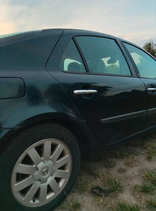 Renault Laguna Рено Лагуна