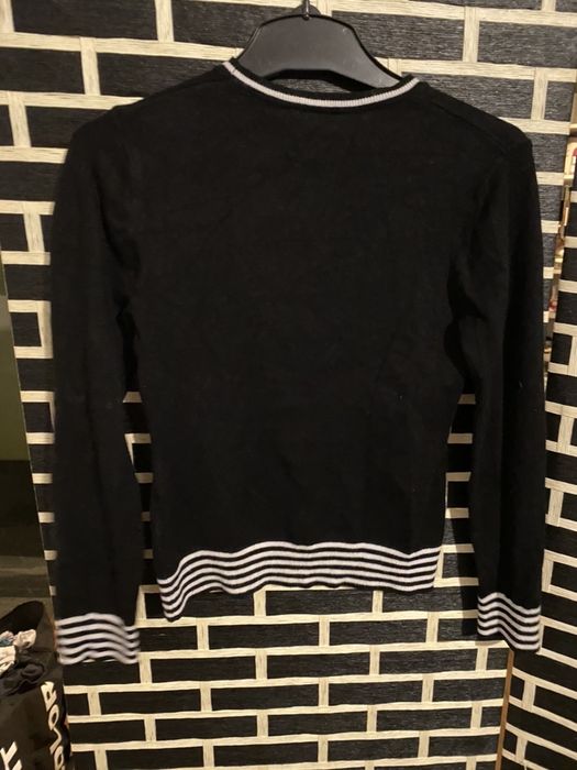 Guess sweter