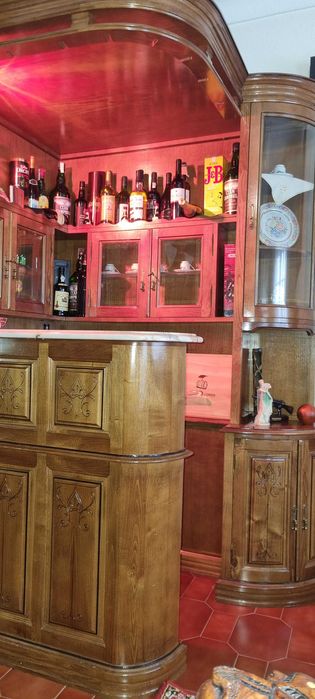 Vende-se bar de sala em cerejeira (excelente estado)