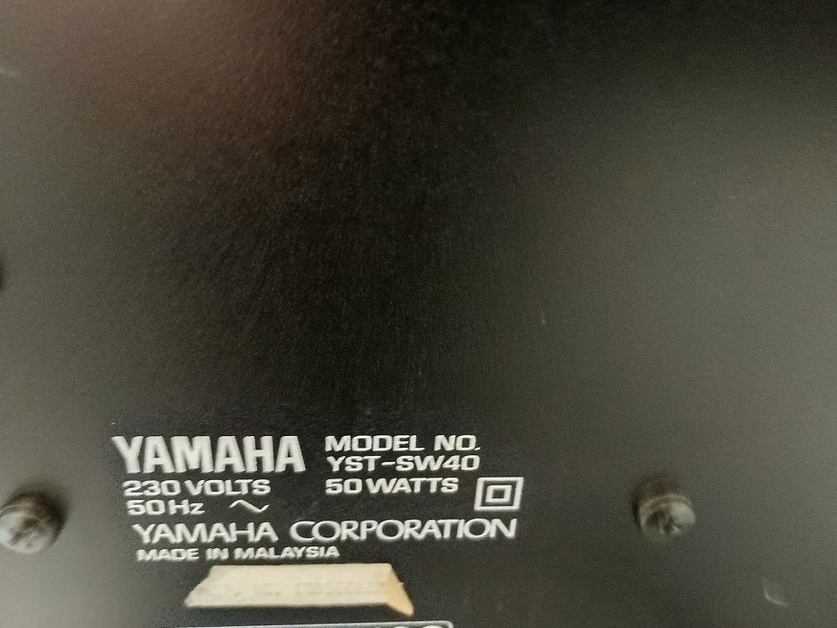 80Subwoofer aktywny YAMAHA YST-SW40