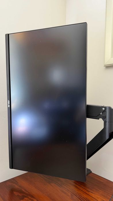 Monitor gaming ASUS TUF VG289Q + ARCTIC X1-3D