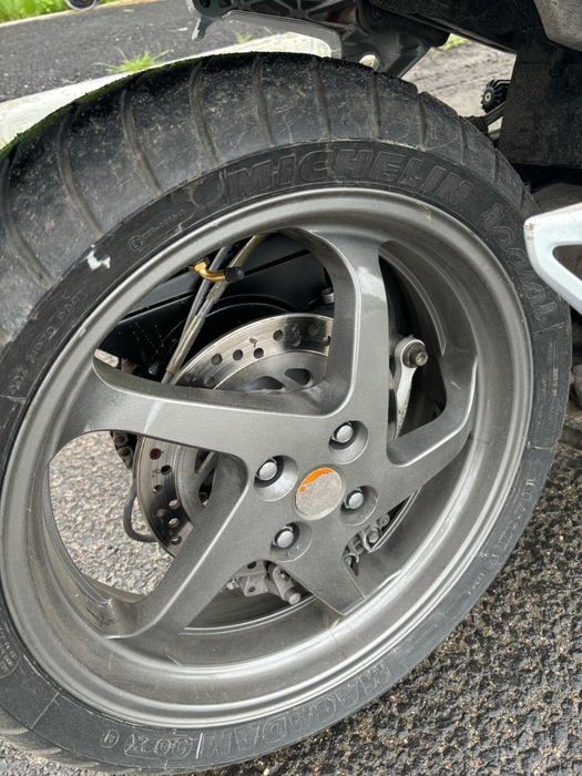 Продам мотоцикл VFR 800