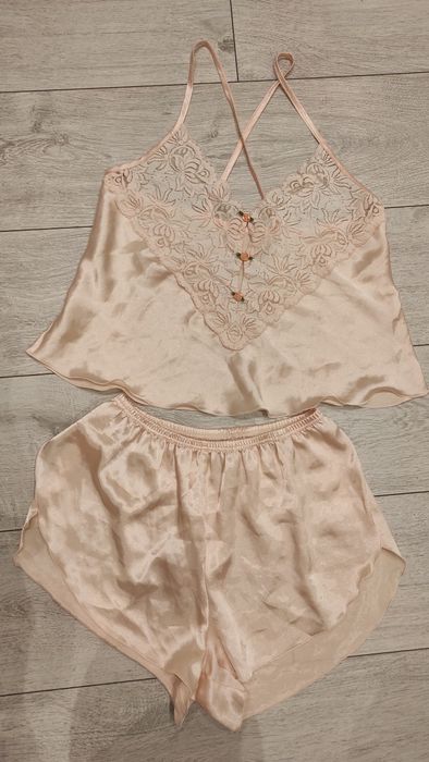 Piżamka satynowa 34/36