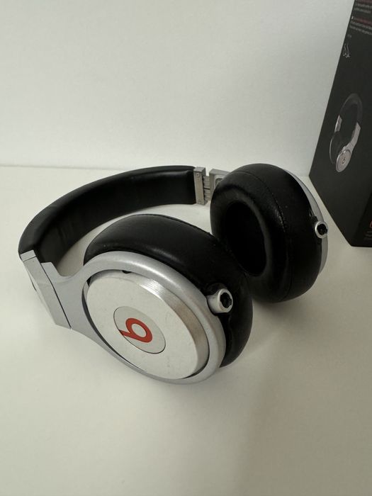 Headphones Beats Pro