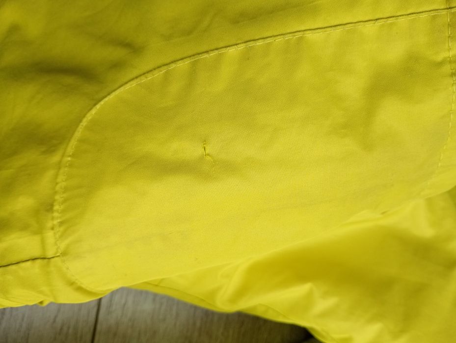 Używane spodnie narciarskie dziewczęce na 122/128 cm