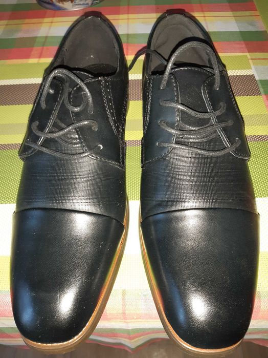 продам туфли мужские из натуральной кожи. Новые, размер 42.