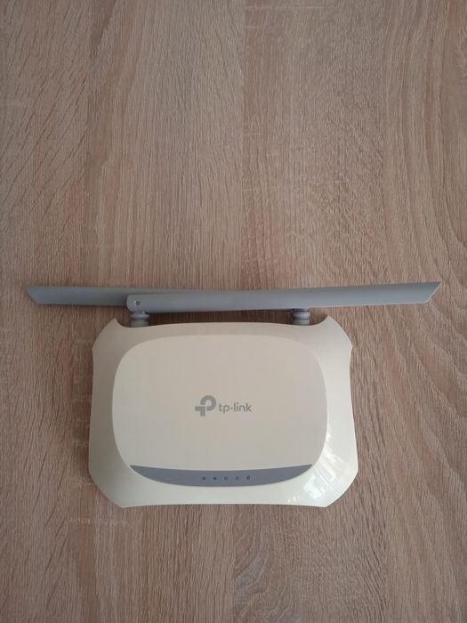 Продам роутер TP link