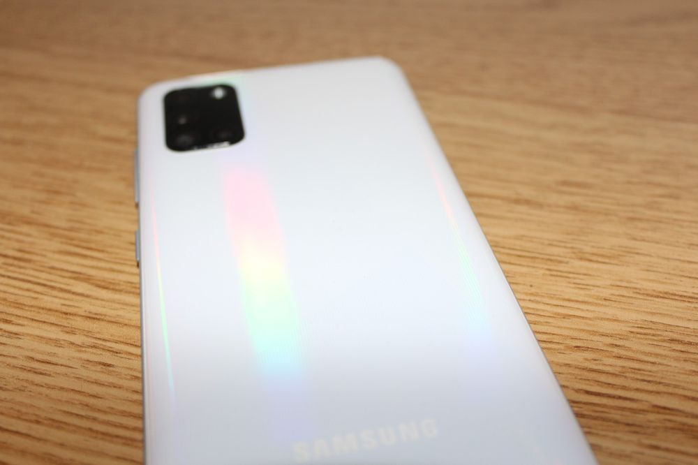 Samsung a31 (самсунг а31)