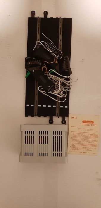 Scalextric - Transformador TR-1 , controladores , pista de ligação