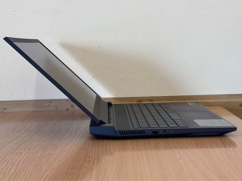 Ігровий ноутбук Dell G15 5510