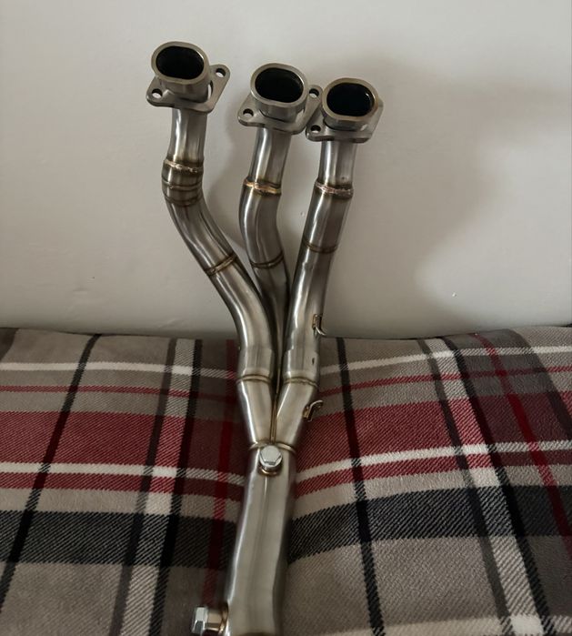 Coletor + Mid Pipe Inox Triumph Daytona 660 - Som Brutal