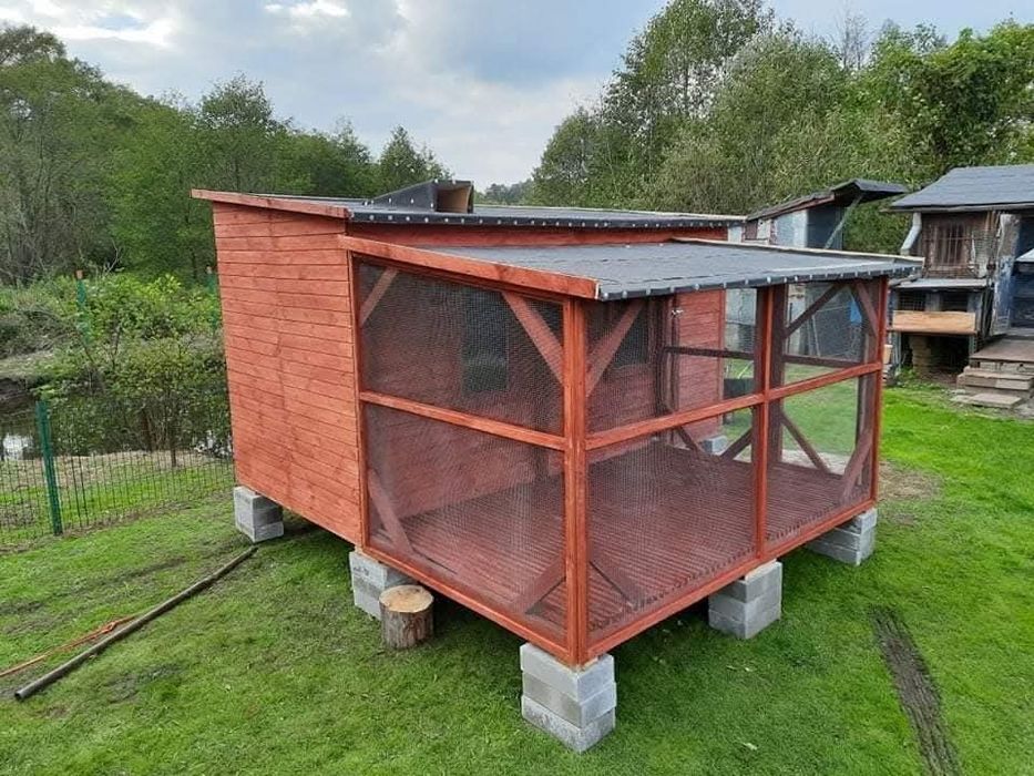 Gołębnik solidny z wentylacją