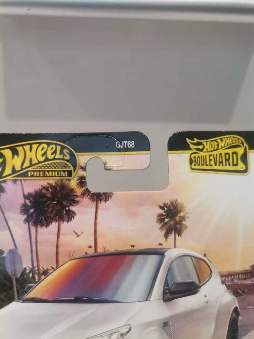 Sprzedam hot wheels premium toyota gr yaris