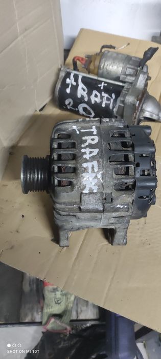 Генератор 2.0DCI/150A/ RENAULT TRAFIC 8200404459, 2310000Q0J, 2542966,