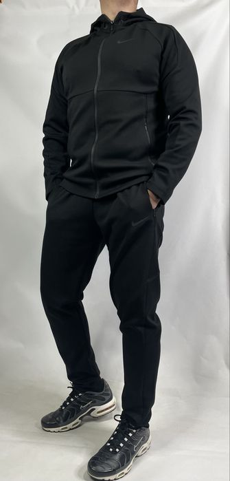 Мужской костюм сезон 2026 весна осень в черном цвете топ качество