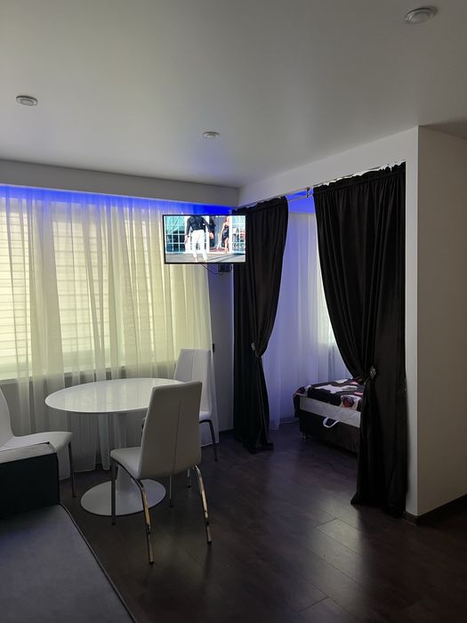 Квартира СВІТЛО ЗАВЖДИподобово погодино , квартира посуточно почасово