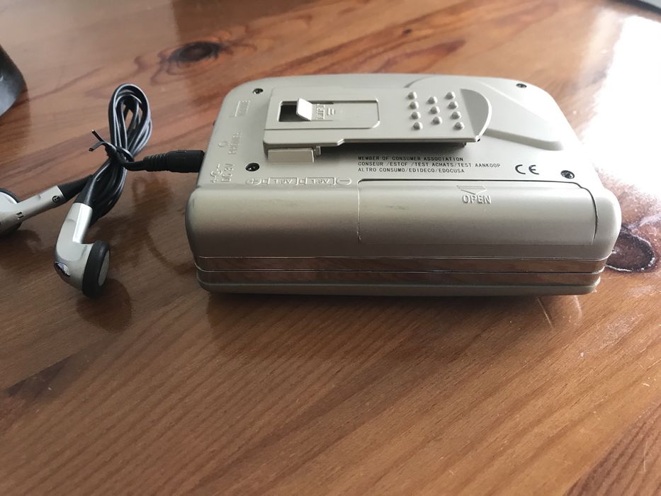 New Cassette Walkman64283926383491122