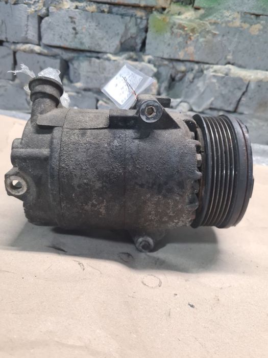 Компресор кондиціонера Opel Astra H Meriva Zafira B 1.7 13286086 UM3