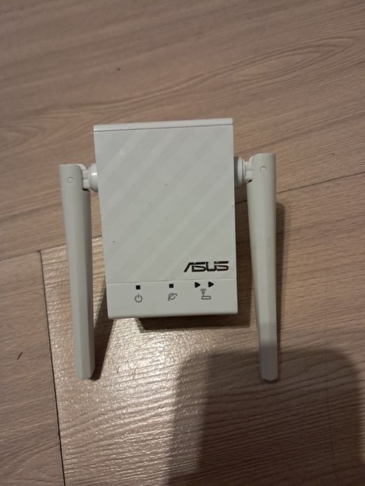 Wzmacniacz Asus RP-N12