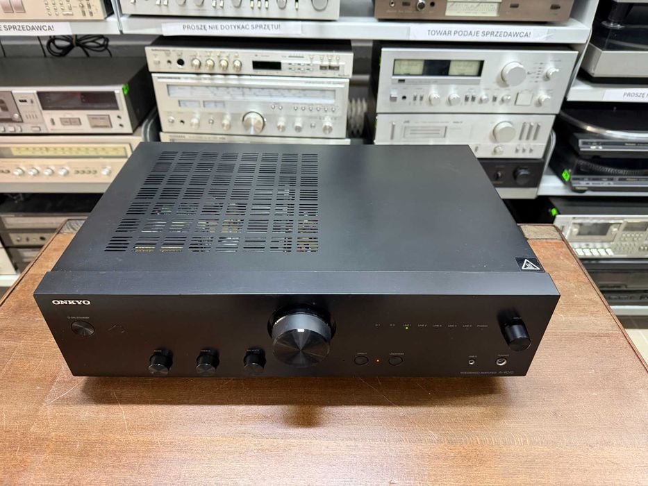 Wzmacniacz Onkyo A-9010, Audio Room