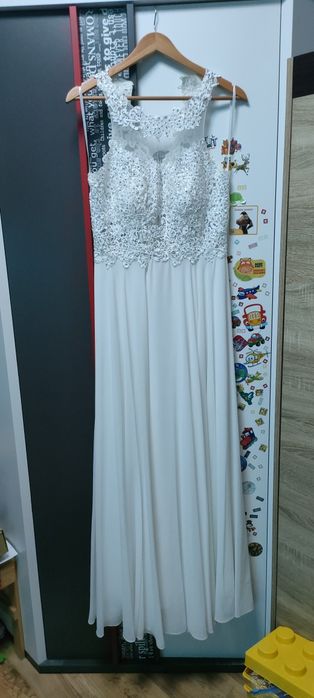 Suknia ślubna 40