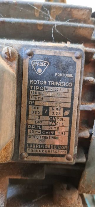 Motor Eléctrico EFACEC com mesa de Ferro -2Cv - 2820 rpm