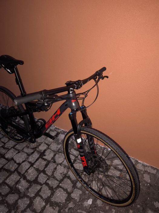 BH Lynx Race carbon 29'