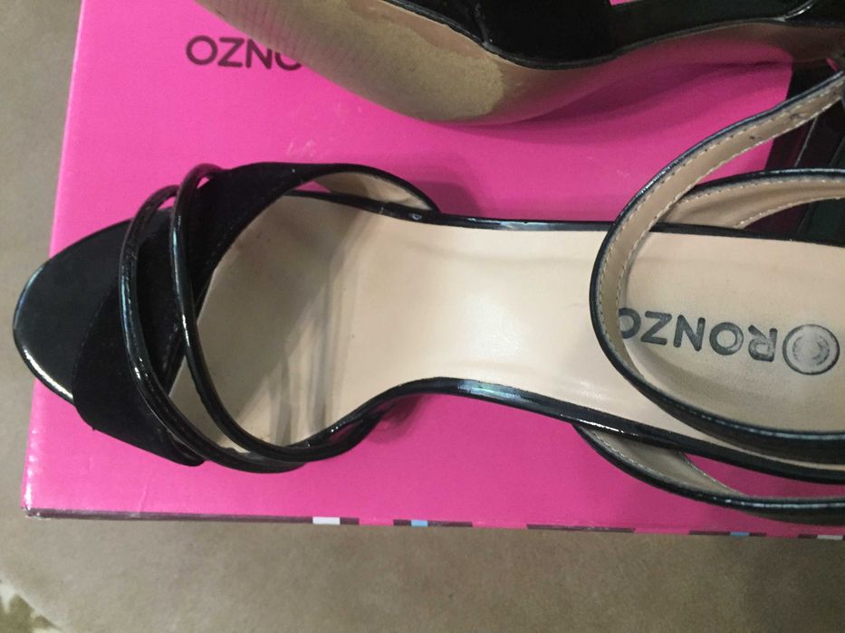 Босоніжки жіночі ТМ Ronzo, розмір 36,5