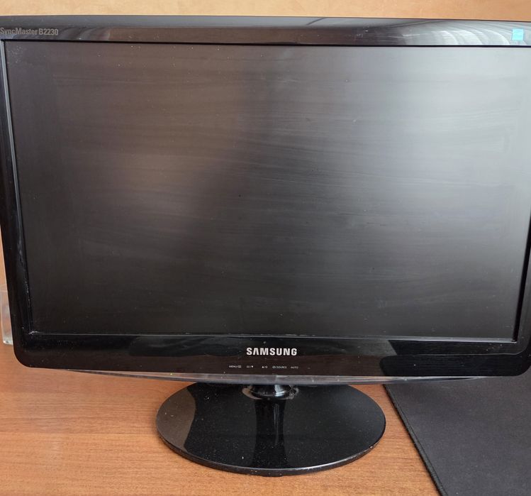 Продам Samsung SyncMaster B2230