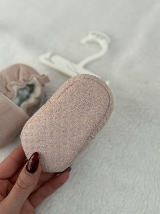 Różowe butciki niemowlece 16-17 h&m