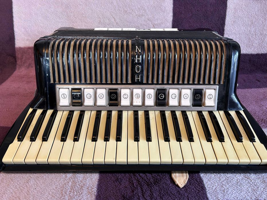 Hohner Tango VM 120 basów