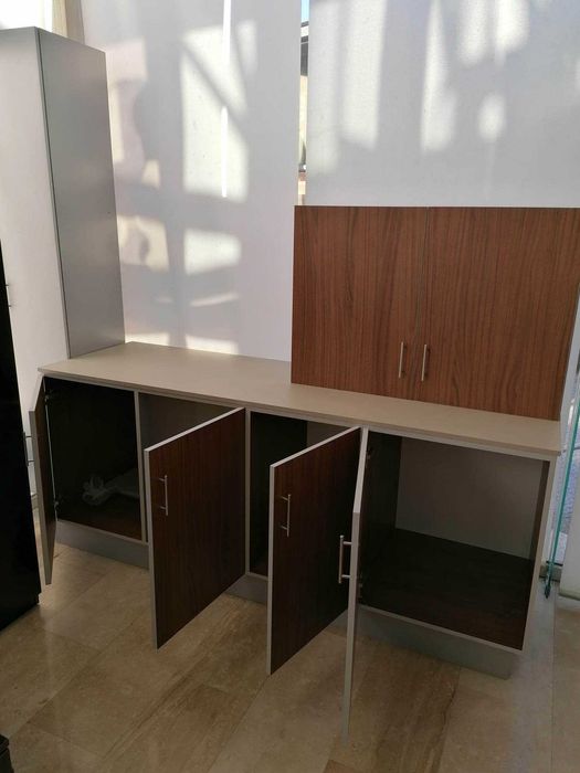 Móveis de cozinha com 2.40 nova