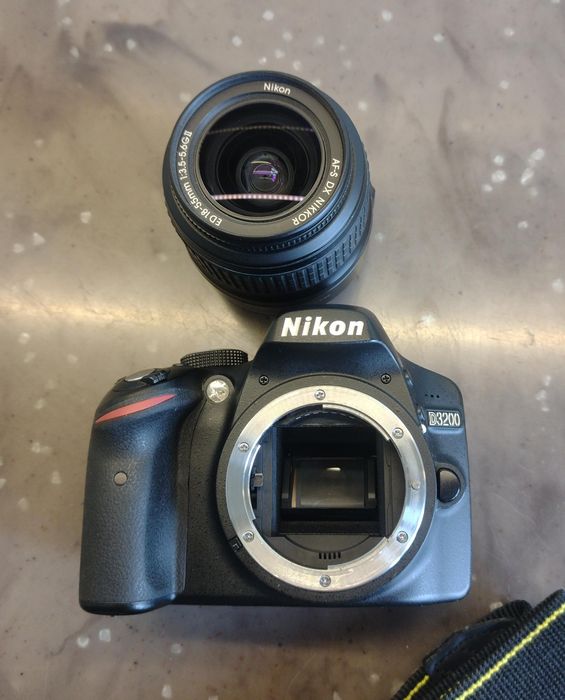 Фотоапарат Nikon D3200 +об'єктив 18-55 мм