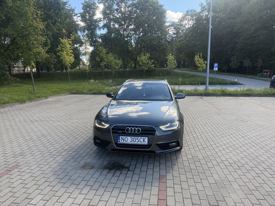 Audi A4 B8 sline quattro