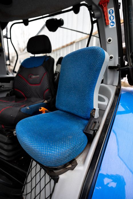 Трактор New Holland t7060