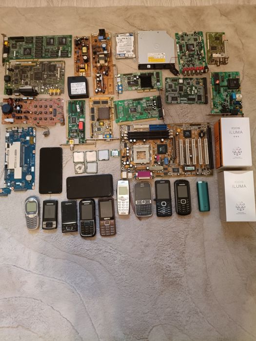 Elektronika uszkodzone.