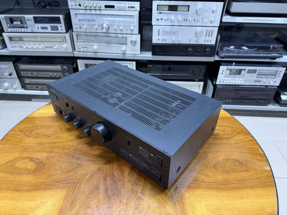 Wzmacniacz Onkyo A-8230 Audio Room